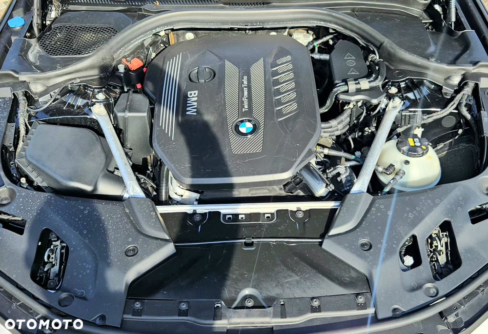 BMW Seria 5 530d xDrive Sport Line - 34