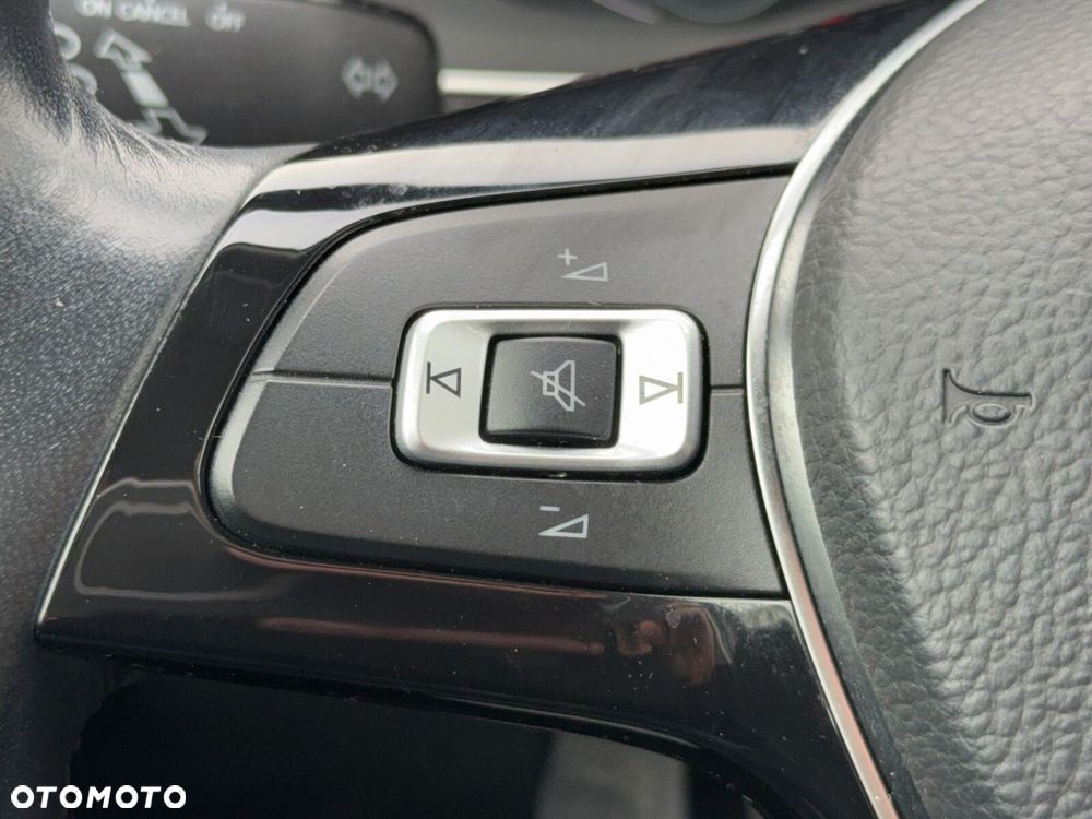 Volkswagen Polo - 17