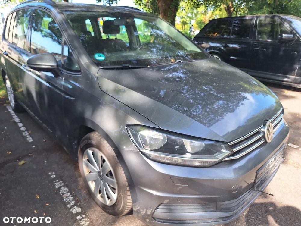 Volkswagen Touran 2.0 TDI DPF BlueMotion Technology Comfortline - 4