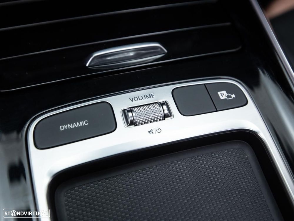 Mercedes-Benz EQA 250+ - 28