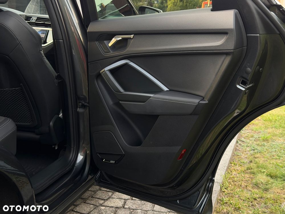 Audi Q3 Sportback 40 TDI Quattro S Line S tronic - 23