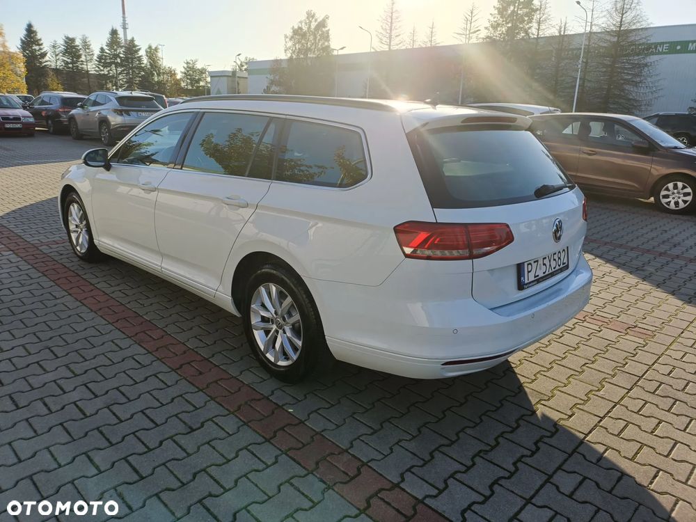 Volkswagen Passat Variant 2.0 TDI (BlueMotion Technology) Trendline - 7
