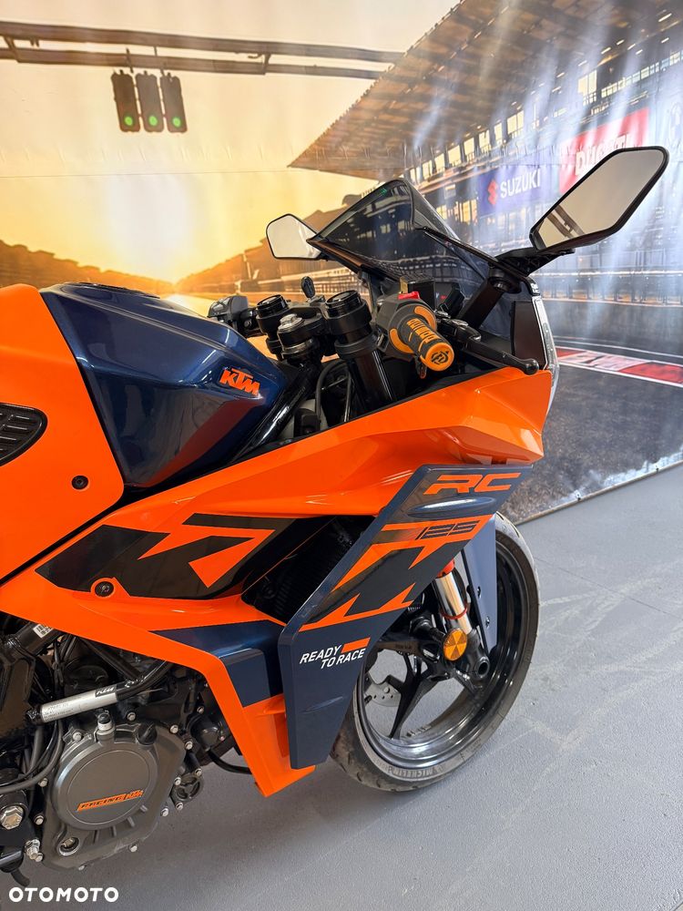 KTM RC 125 - 18
