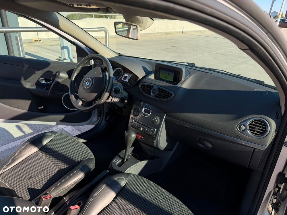 Renault Clio 1.6 16V Dynamique - 18