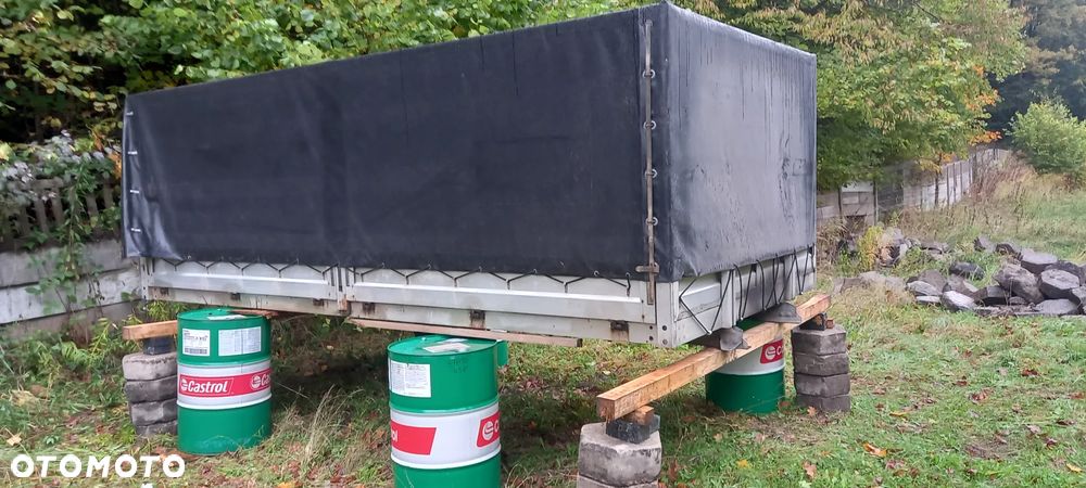 Zabudowa skrzyniowa cała aluminiowa orginalna iveco pasuje do innych aut - 4