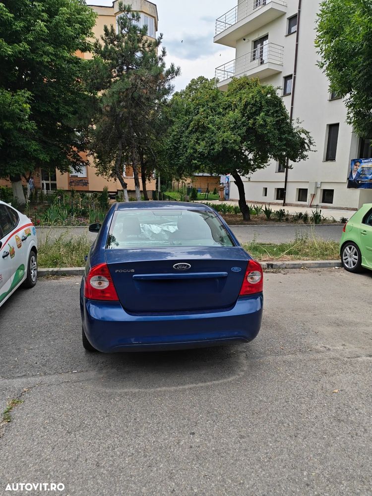 Ford Focus - 4