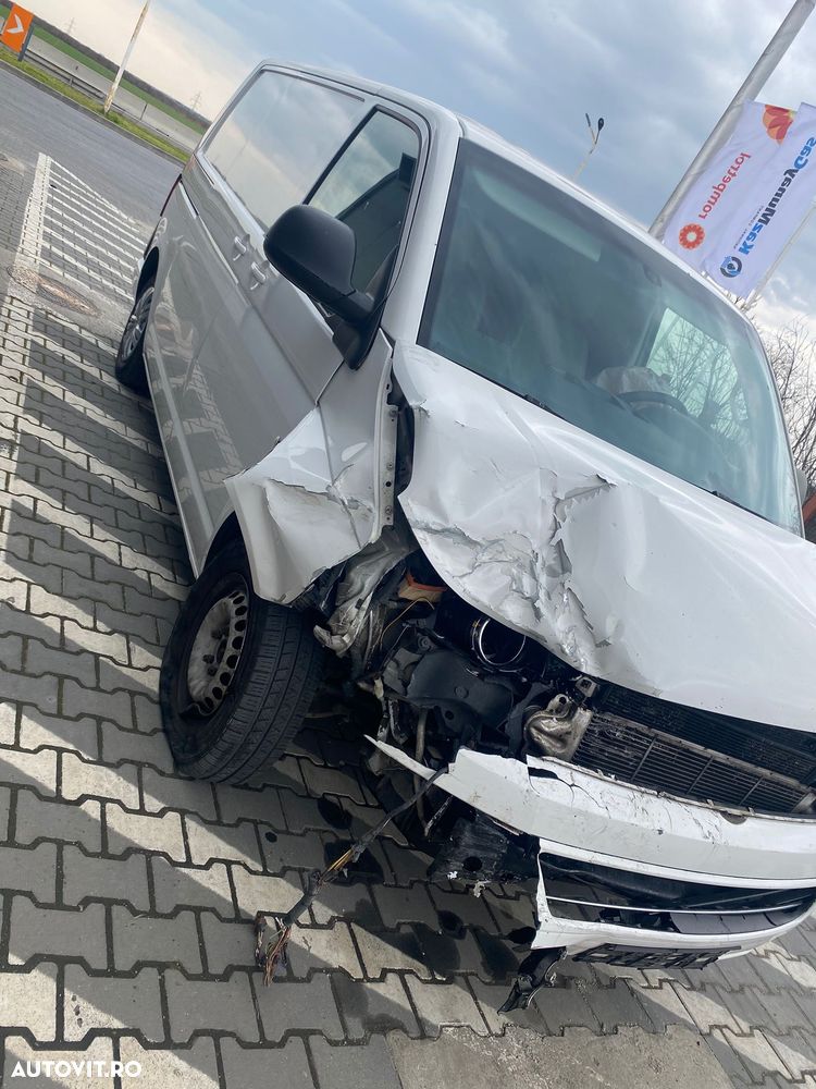 Volkswagen Transporter - 2