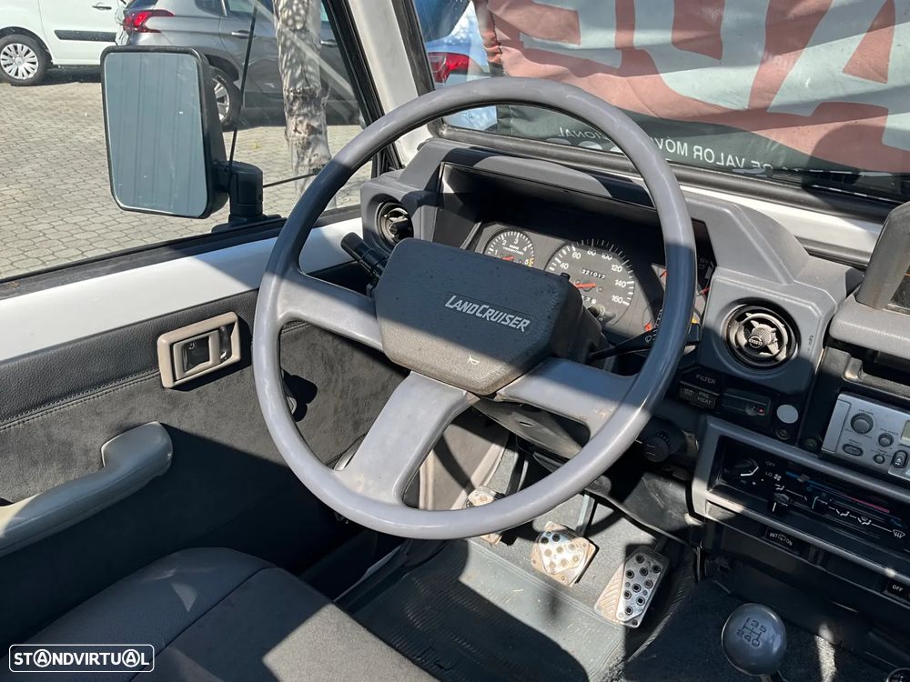 Toyota Land Cruiser 250 TD - 12