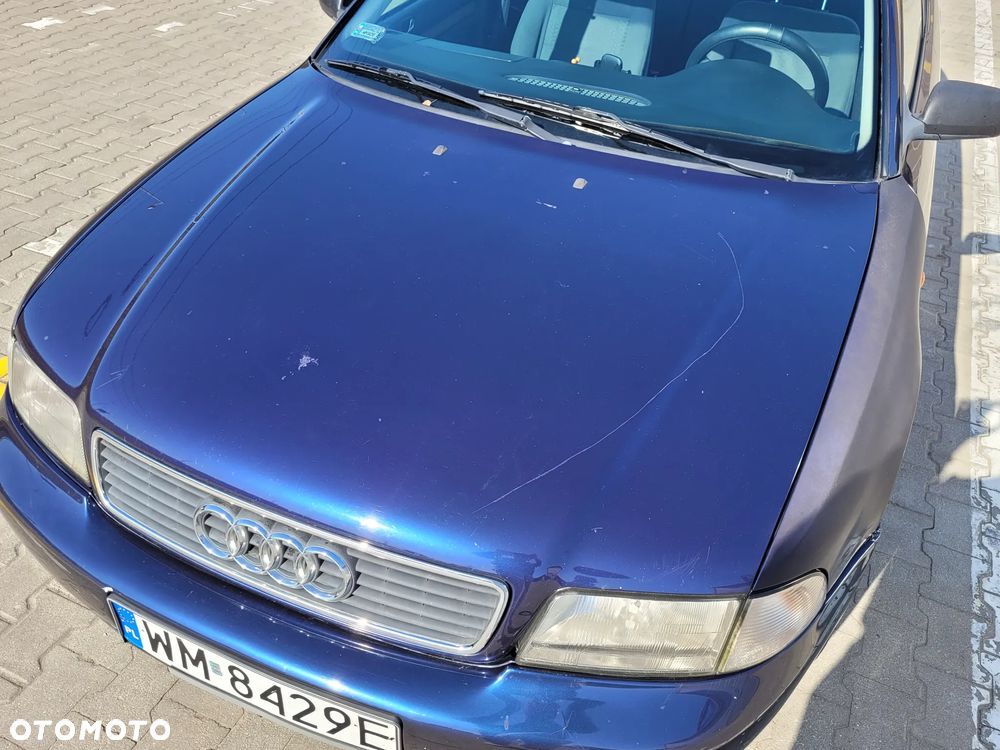 Audi A4 Limousine 1.8 - 4