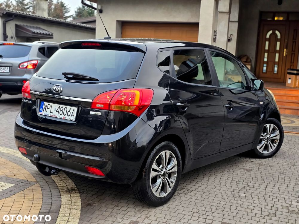 Kia Venga - 4