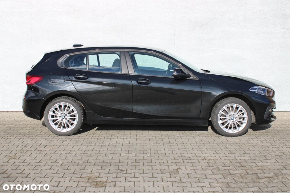 BMW Seria 1 118i - 5