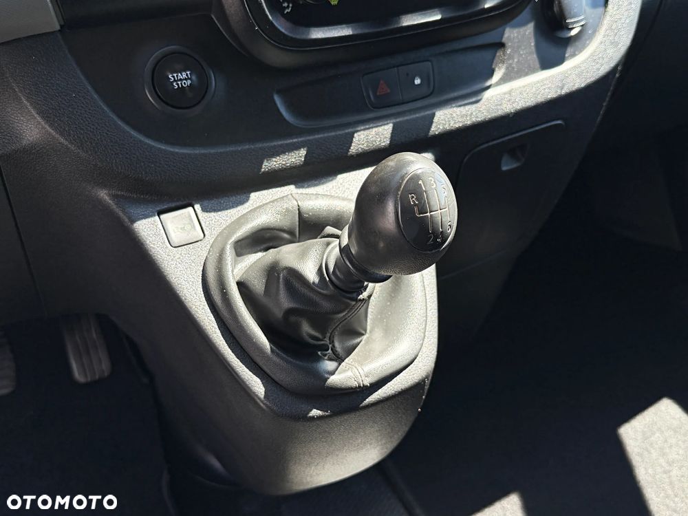 Renault Trafic - 21