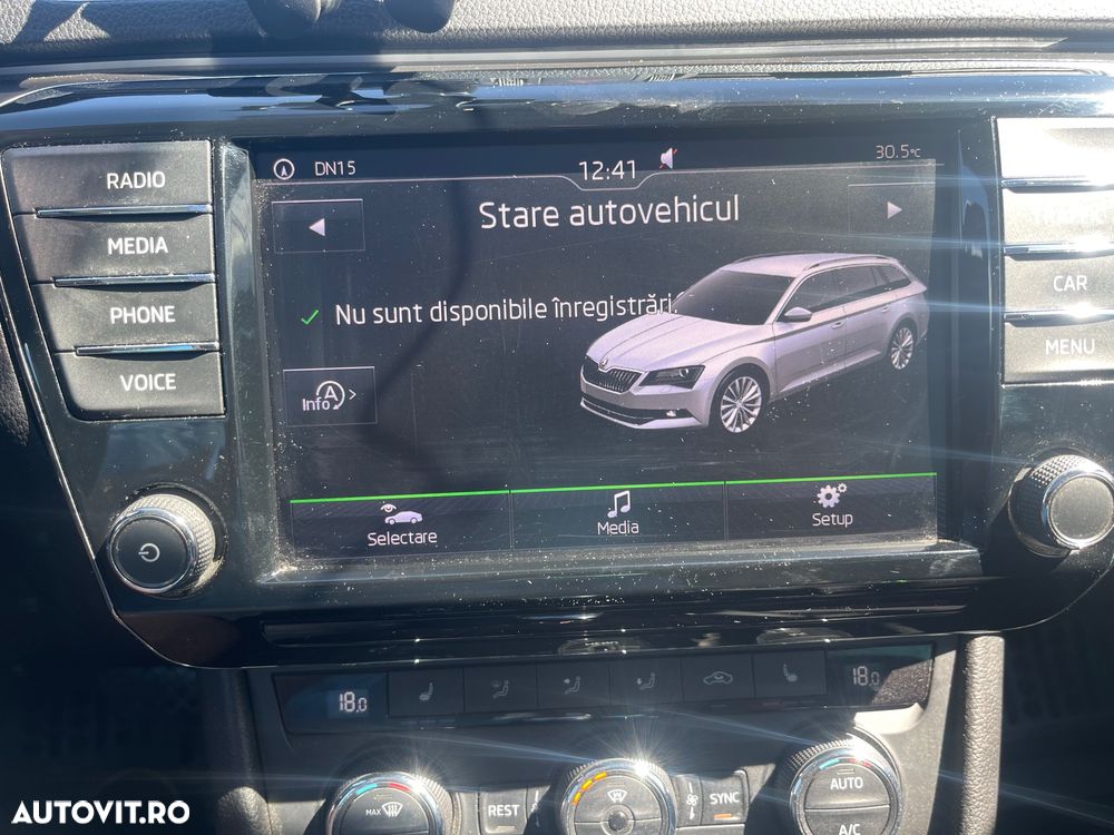 Skoda Superb 2.0 TDI DSG Style - 11