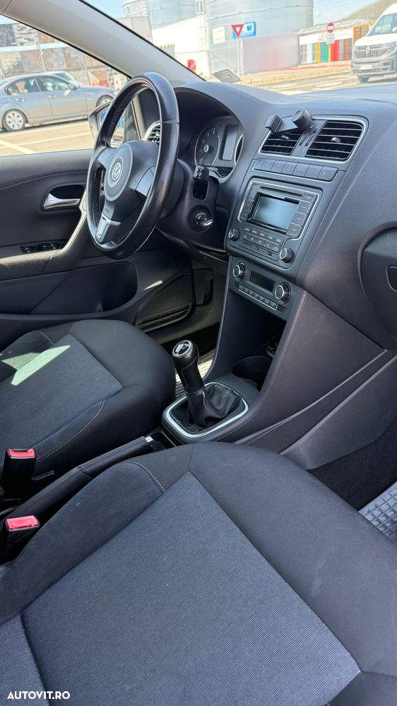 Volkswagen Polo ver-1-2-tsi-blue-motion-technology-style - 12