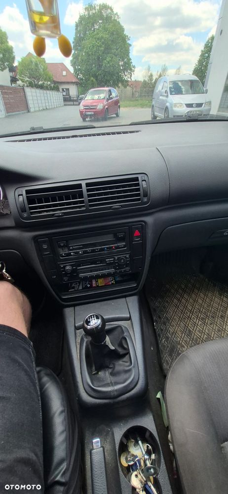 Volkswagen Passat - 6