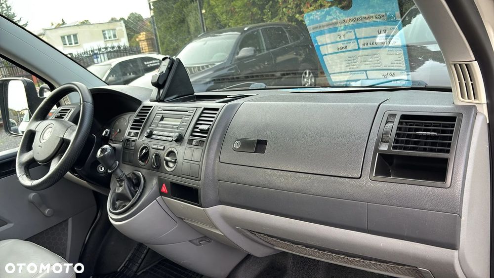 Volkswagen Transporter T5 - 15