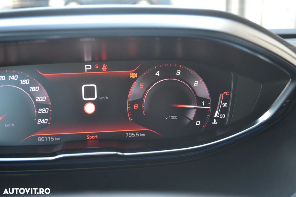 Peugeot 3008 1.5 BlueHDI 130 EAT8 Active Pack - 26