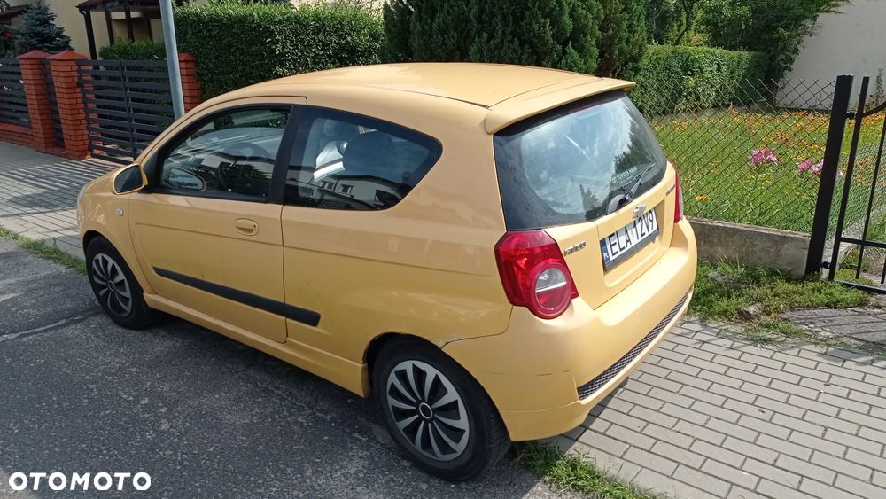 Chevrolet Aveo 1.4 16V LS - 6
