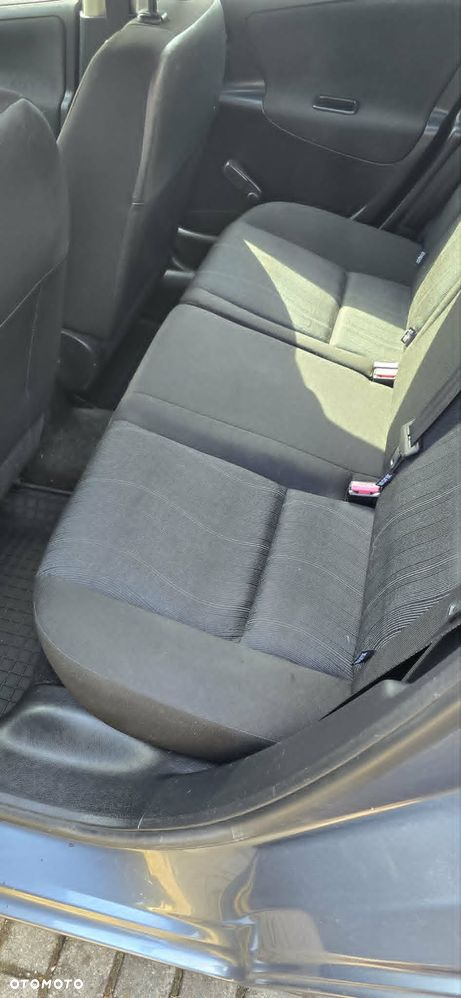 Peugeot 207 - 10
