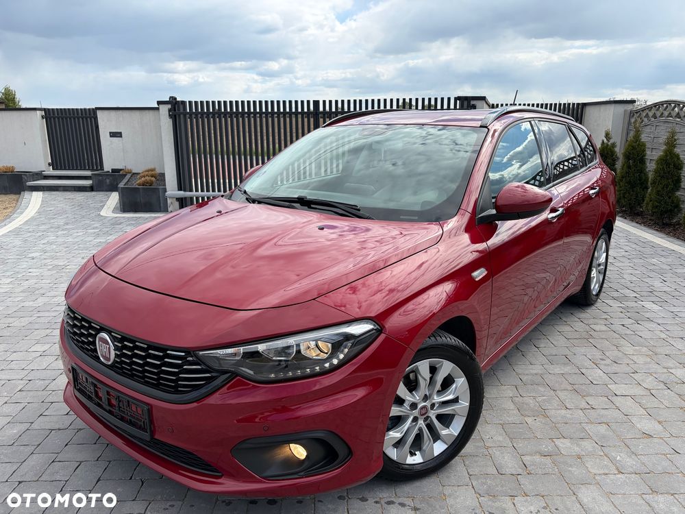 Fiat Tipo 1.4 T-Jet Lounge - 1