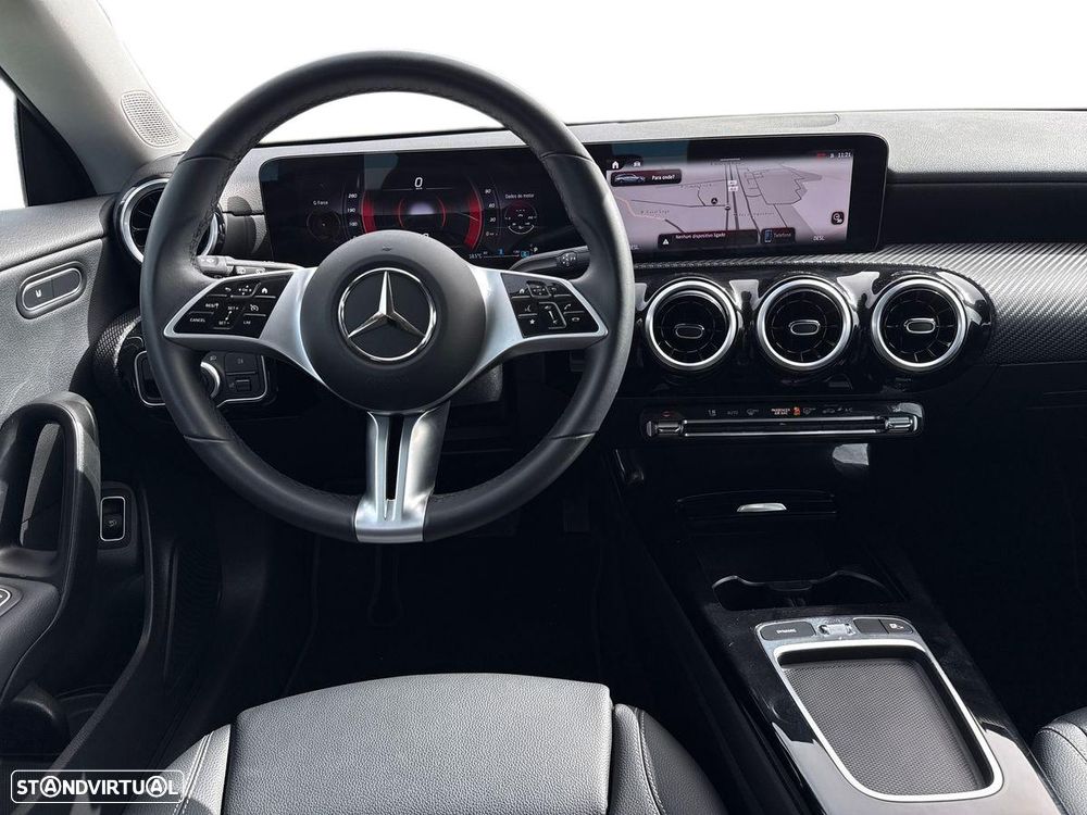 Mercedes-Benz CLA 180 d Shooting Brake Progressive Aut. - 13