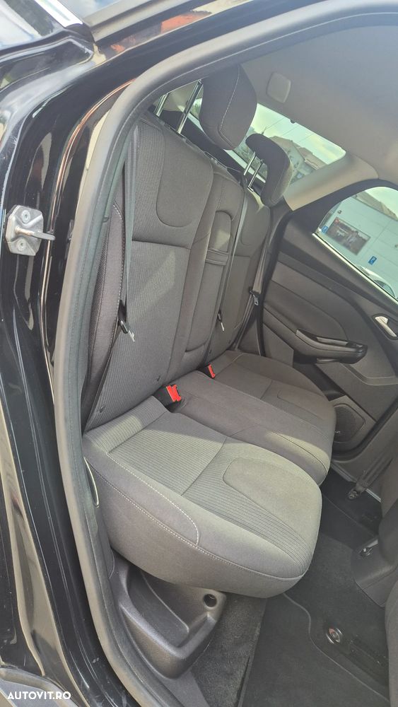 Ford Focus 1.6 TDCi DPF Start-Stopp-System Titanium - 16