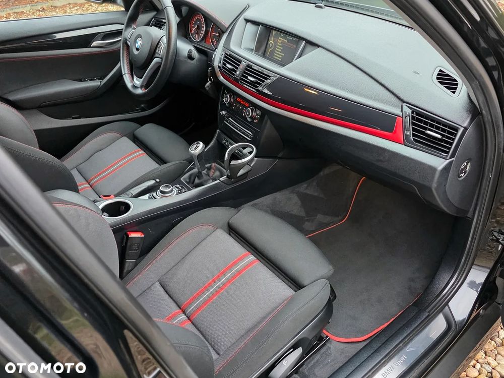 BMW X1 xDrive18d Sport Line - 27