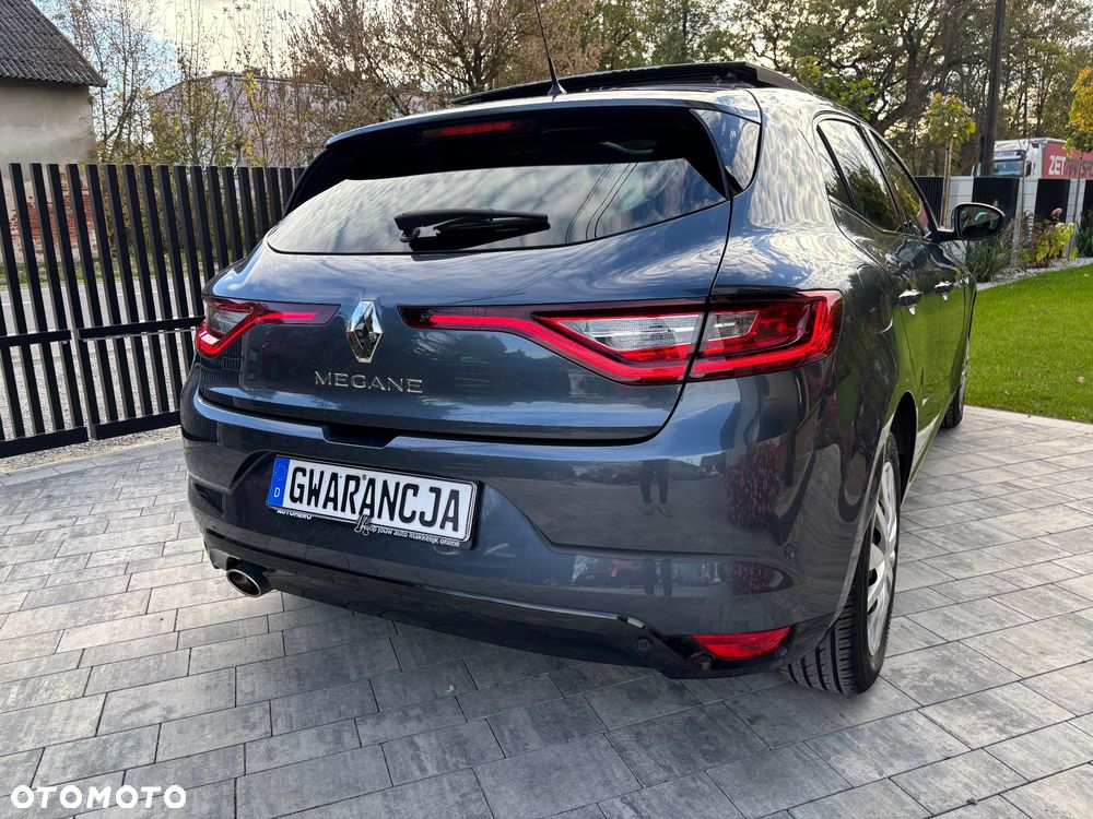 Renault Megane TCe 140 GPF BOSE EDITION - 9