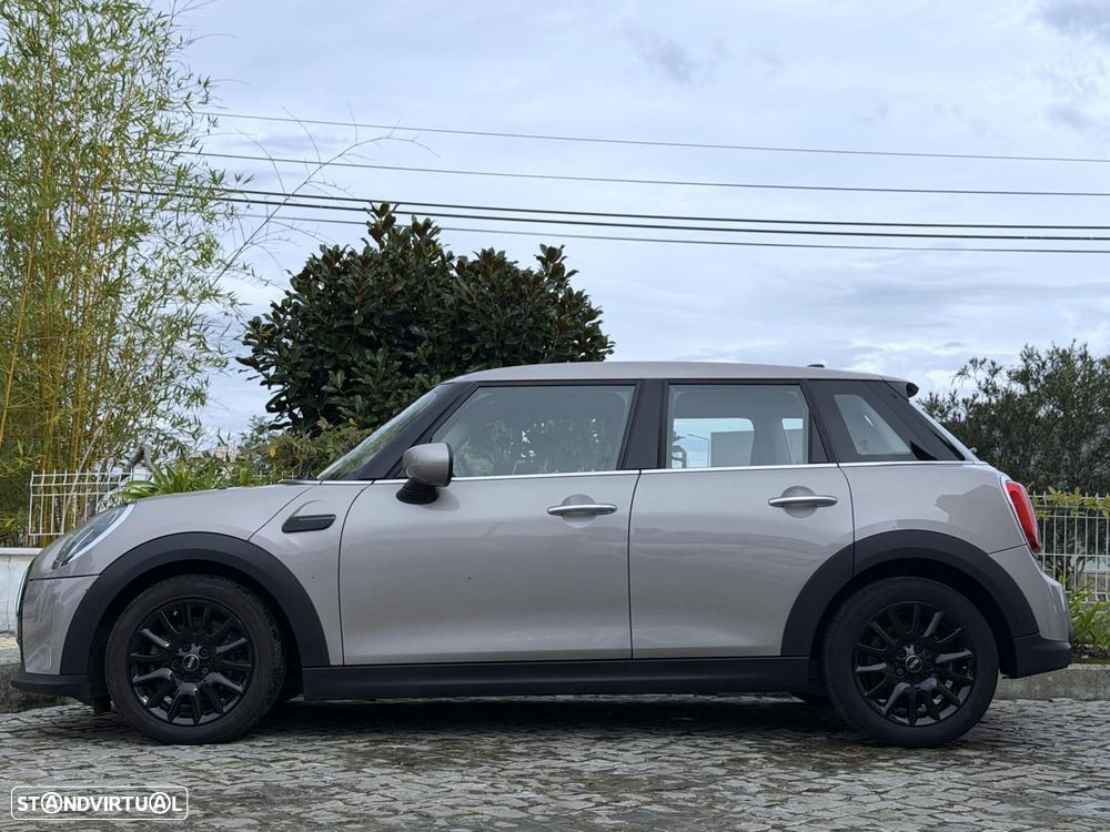 MINI 5 Portas Cooper Auto - 4