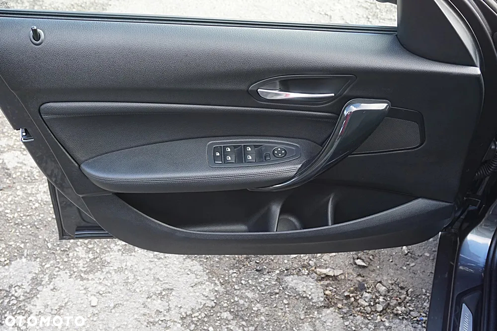 BMW Seria 1 120d Sport-Aut Urban Line - 35