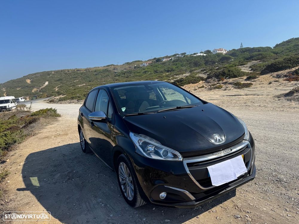 Peugeot 208 1.2 PureTech Style - 18