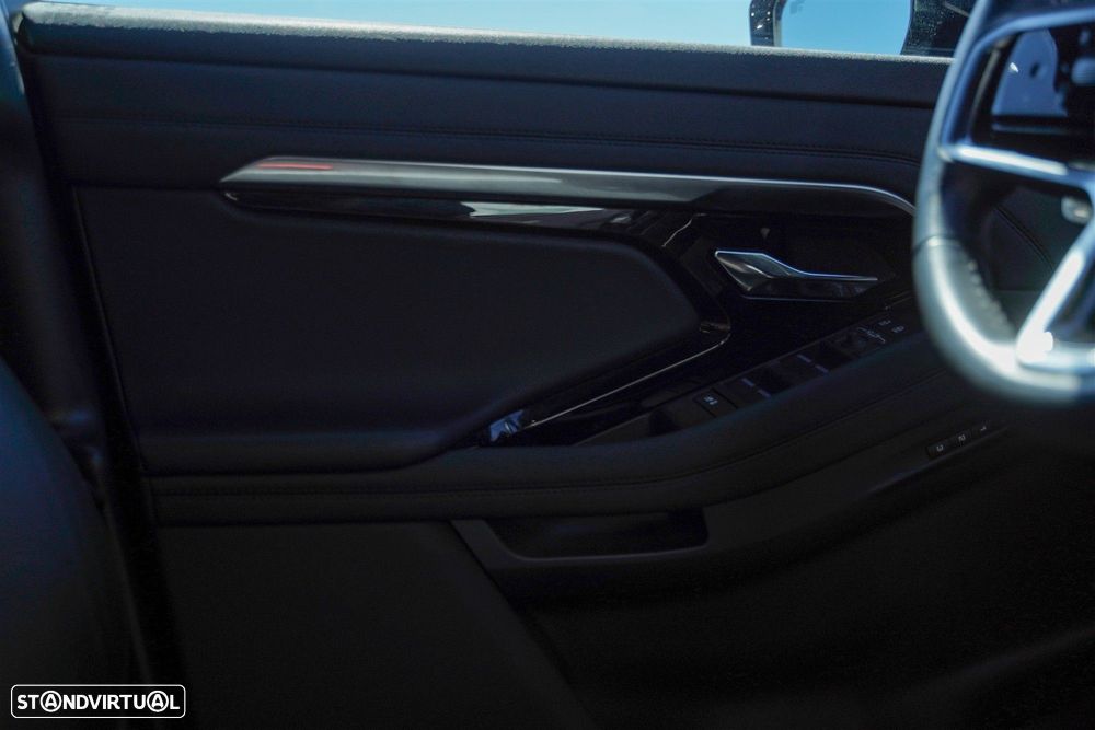 Land Rover Range Rover Evoque 1.5 P160 R-Dynamic S Auto - 39