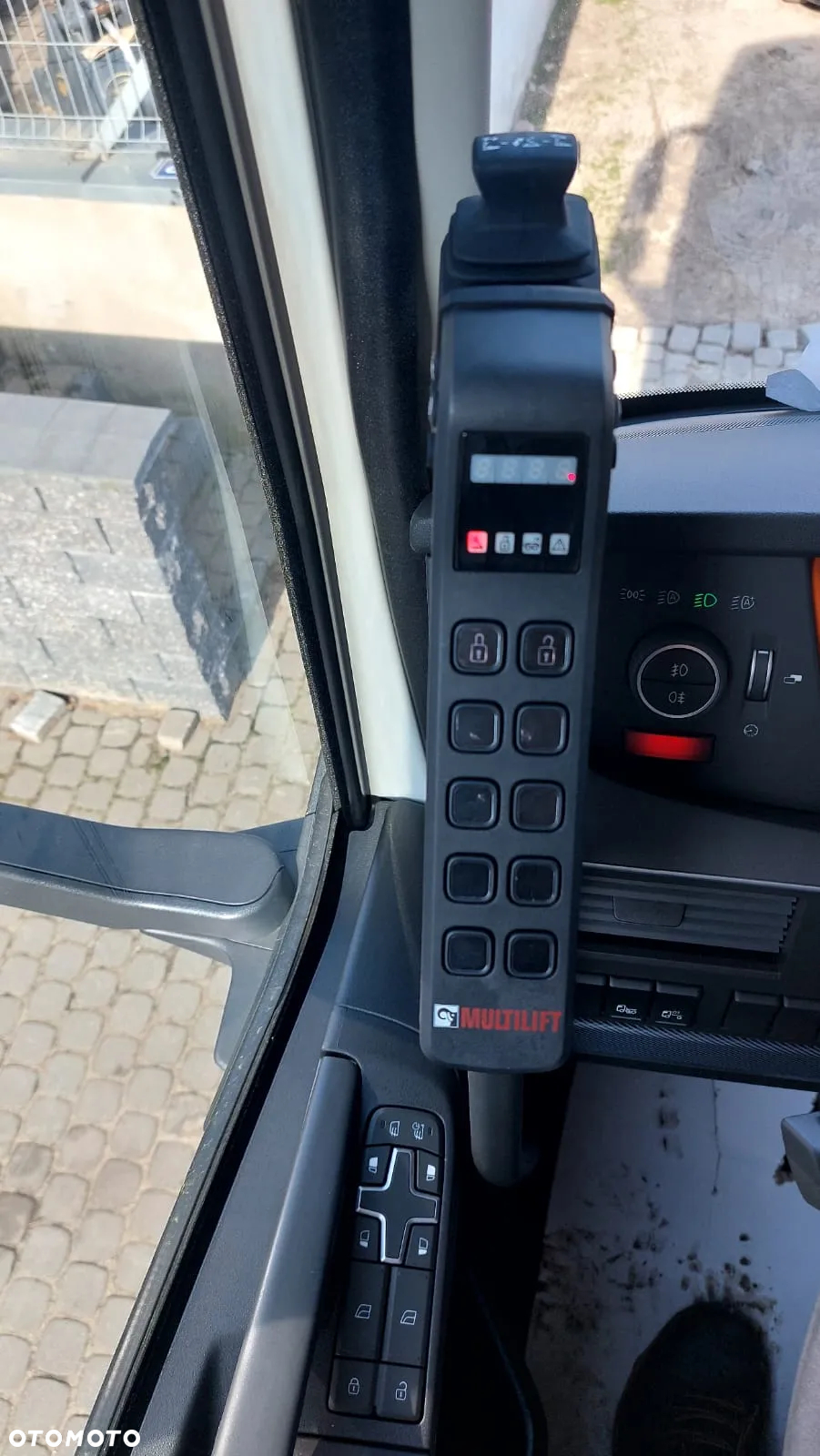 Volvo FH 500 6x2 - 29