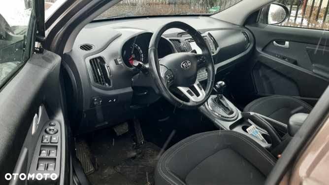 Kia Sportage 2.0 CVVT 2WD Automatik Spirit - 6