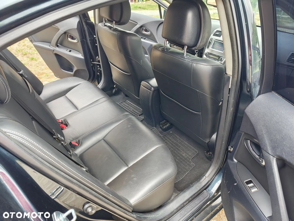 Toyota Avensis 1.8 Premium MS - 8