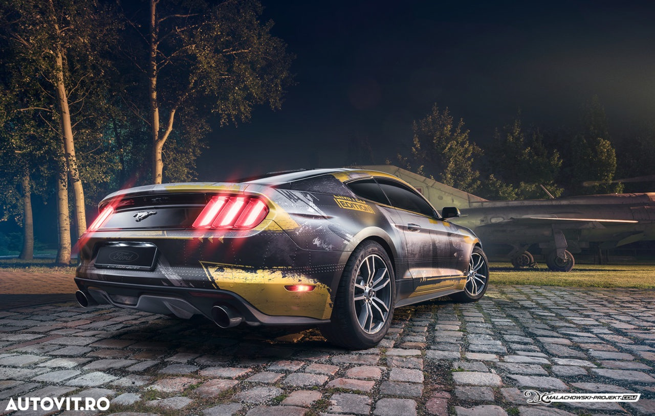 Ford Mustang 2.3 EcoBoost Aut. - 2