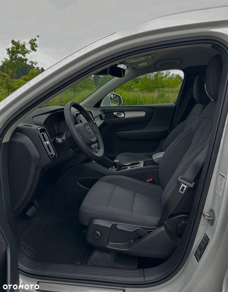 Volvo XC 40 - 24