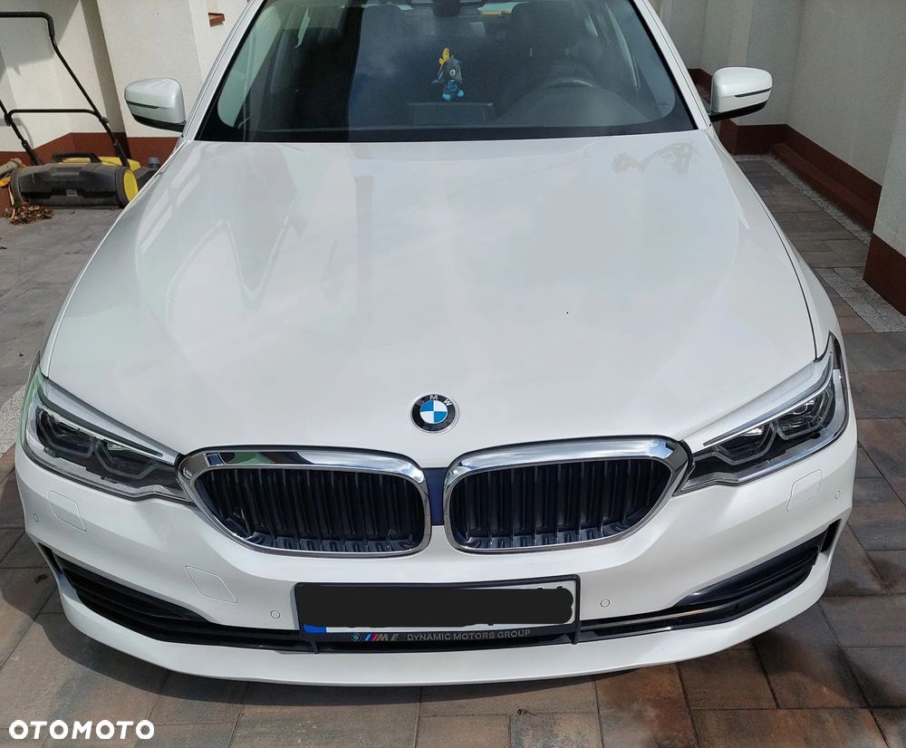 BMW Seria 5 520d xDrive Sport Line sport - 4