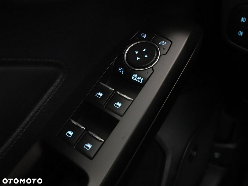Ford Focus 1.5 EcoBlue Start-Stopp-System COOL&CONNECT - 32