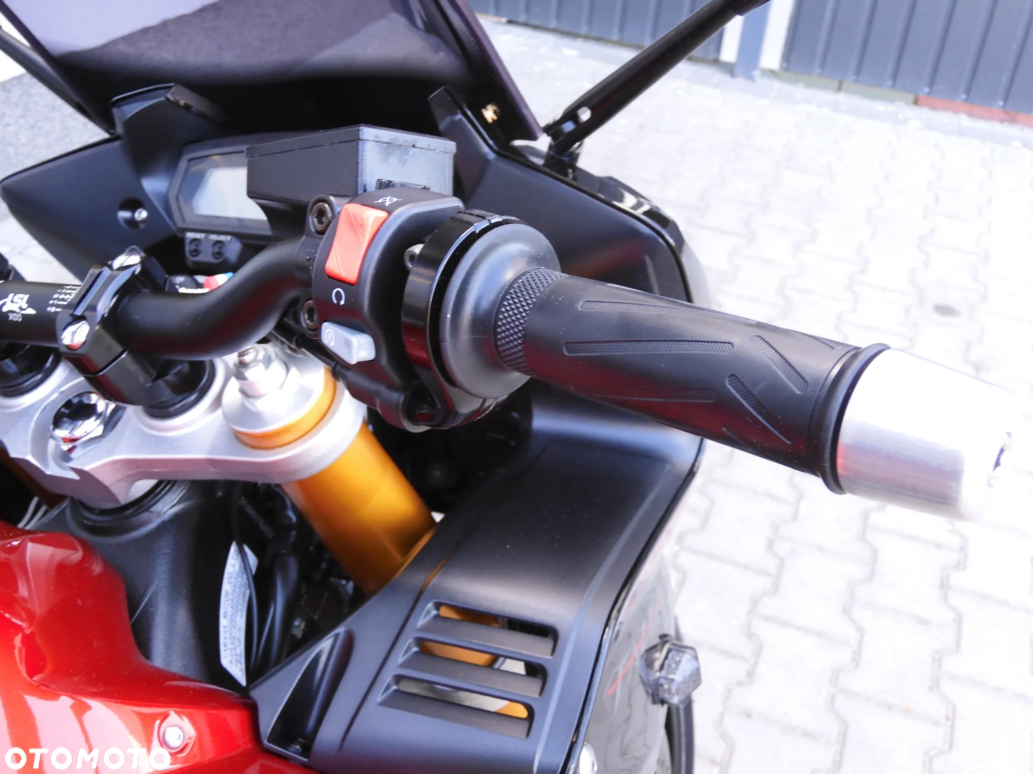Yamaha FZ - 9