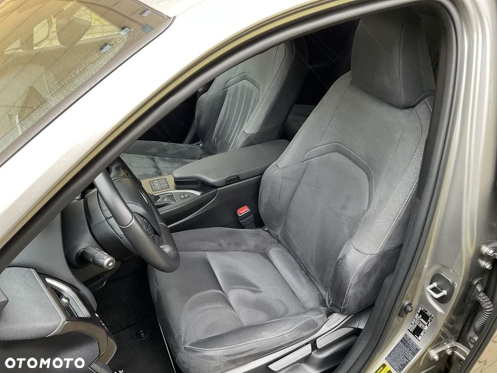 Lexus UX 250h GPF Business 2WD - 12