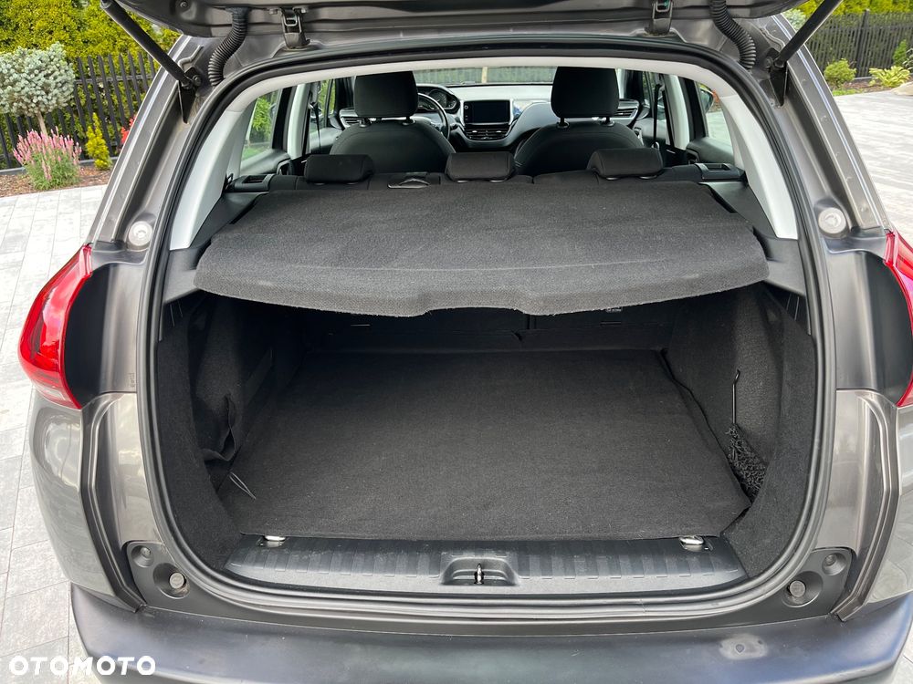 Peugeot 2008 1.2 Pure Tech Active - 7
