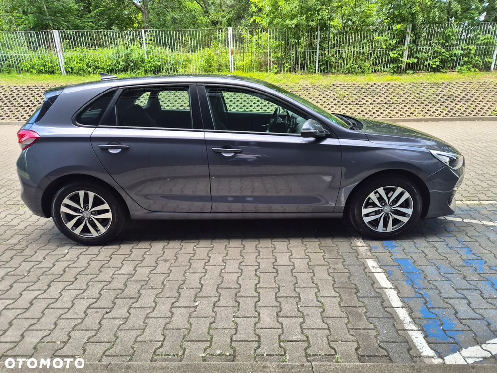 Hyundai i30 1.4 Trend - 4
