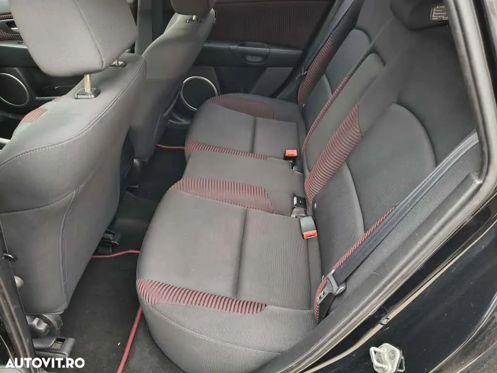 Mazda 3 - 8