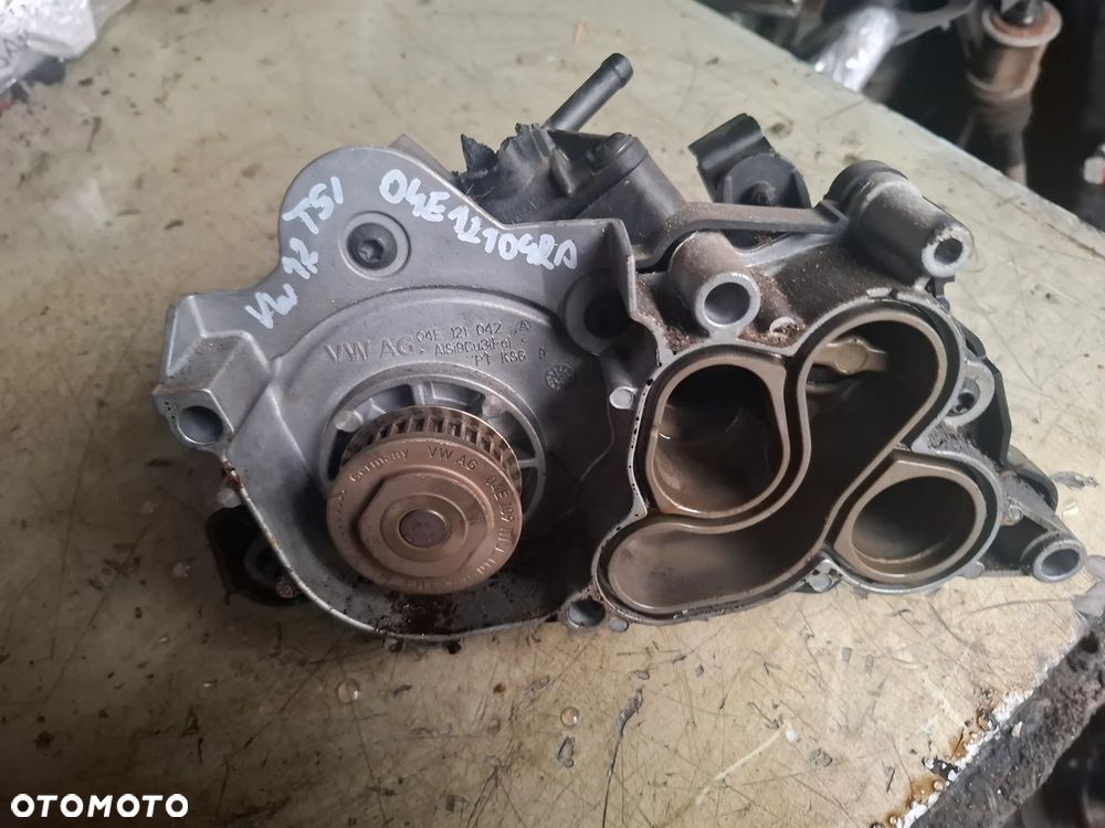 VW SEAT SKODA 1,2 TSI  pompa wody 04E121042A