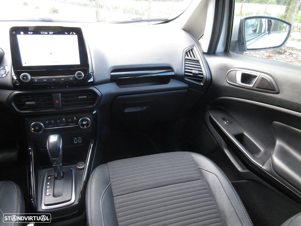 Ford EcoSport - 41