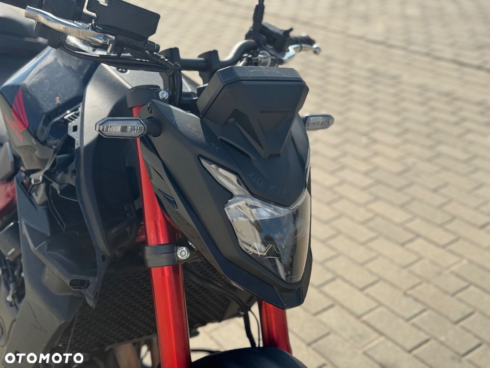Honda Hornet - 12