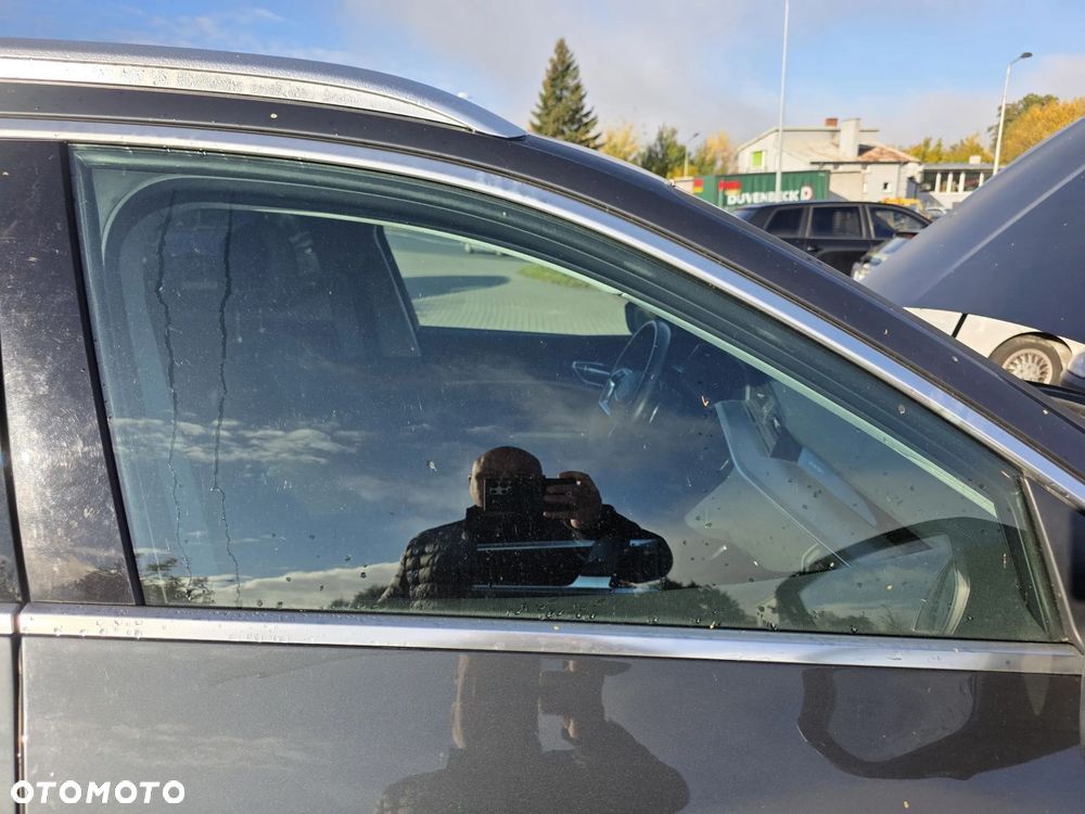 SZYBA PRZEDNIA PRZÓD PRAWA AUDI ETRON QUATTRO 2021 4KE845202