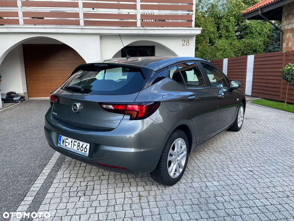 Opel Astra - 4