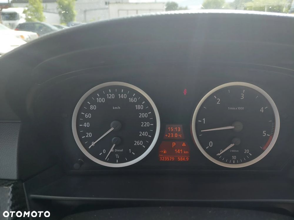 BMW Seria 5 - 28